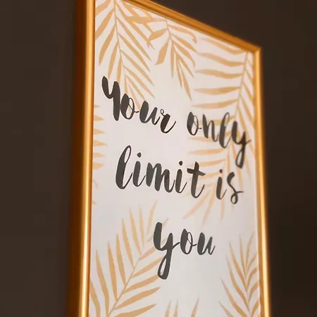 Cozy Caramel Ultracentral Old Town