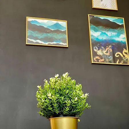 Cozy Caramel Ultracentral Old Town Apartment Bucharest