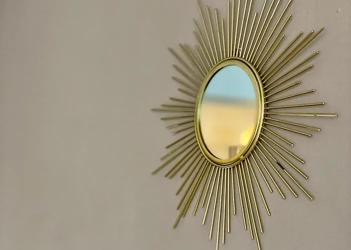 Cozy Caramel Ultracentral Old Town