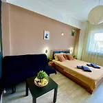 Cozy Caramel Ultracentral Old Town Apartamento